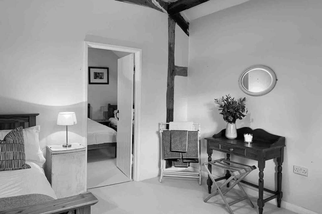 קרייבן ארמס Upper Heath Farm - Stable Cottage Ludlow מראה חיצוני תמונה