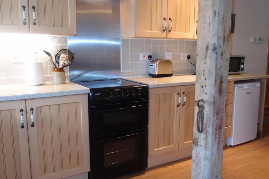 קרייבן ארמס Upper Heath Farm - Stable Cottage Ludlow מראה חיצוני תמונה